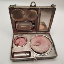Antique 1920's Art Deco Powder Compact With Wrist Chain Evening Vanity Purse