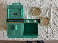Vintage 1960's Kenner's Easy Bake Oven Turquoise TESTED WORKS W/ Pans