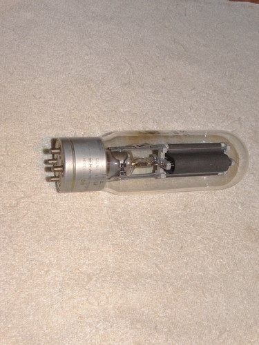 1 - Vintage #835 RCA Tube(USN-CRC-38111A) **(FOK)**Military Specs* #5 - Picture 3 of 5