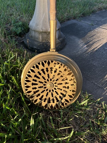 Antique 30.5 Inch Long Wood Handled Copper/brass Bed Warmer - Picture 2 of 8
