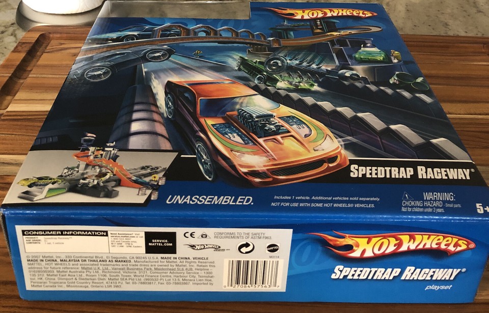 Hot Wheels SPEEDTRAP RACEWAY & 1 Vehicle Play set | eBay