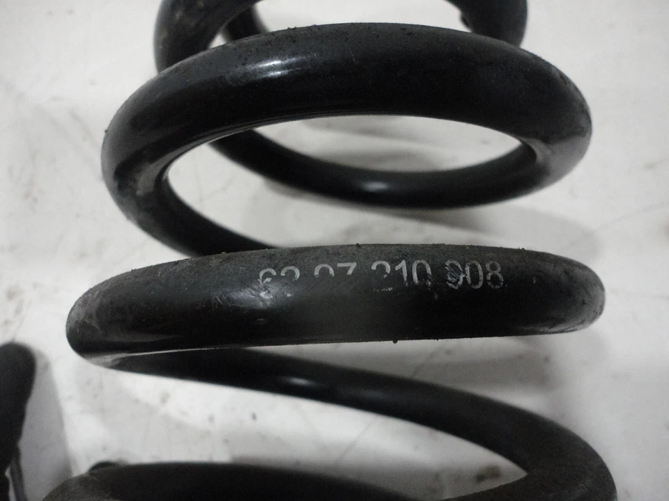 2006 尼桑 350Z COUPE M/T 前线圈弹簧套装 — 第 4/4 张图片