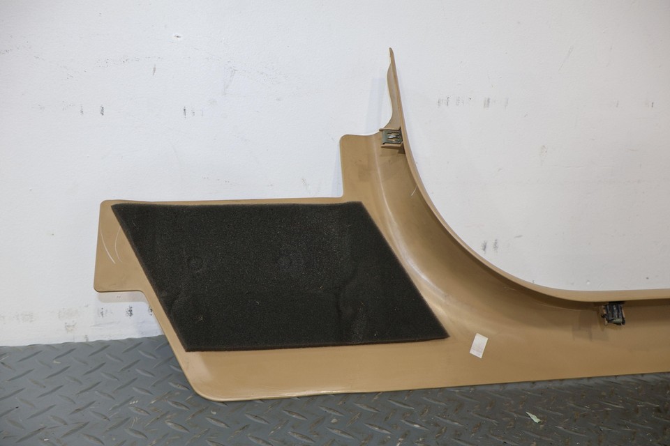 9704 C5 Corvette LH & RH Interior Kick Panels (Light Oak 673) Fastback