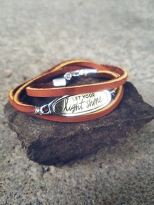 Handmade-unique-womens-brown-leather-bracelet-wrap-with-quote-034-let-your-light