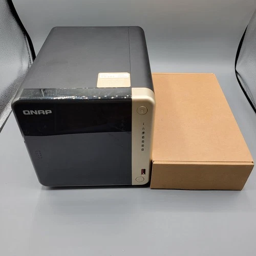QNAP TS-464-8G-US 4-Bay Diskless Storage System TS-464-8G-US - Tested & Working