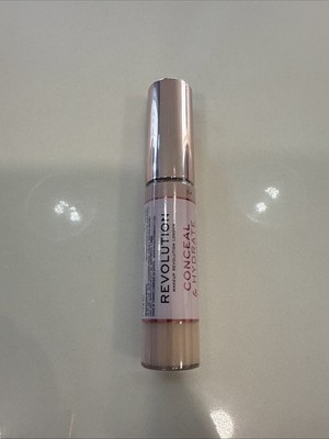Revolution Conceal and Hydrate Concealer  Medium  shade C4