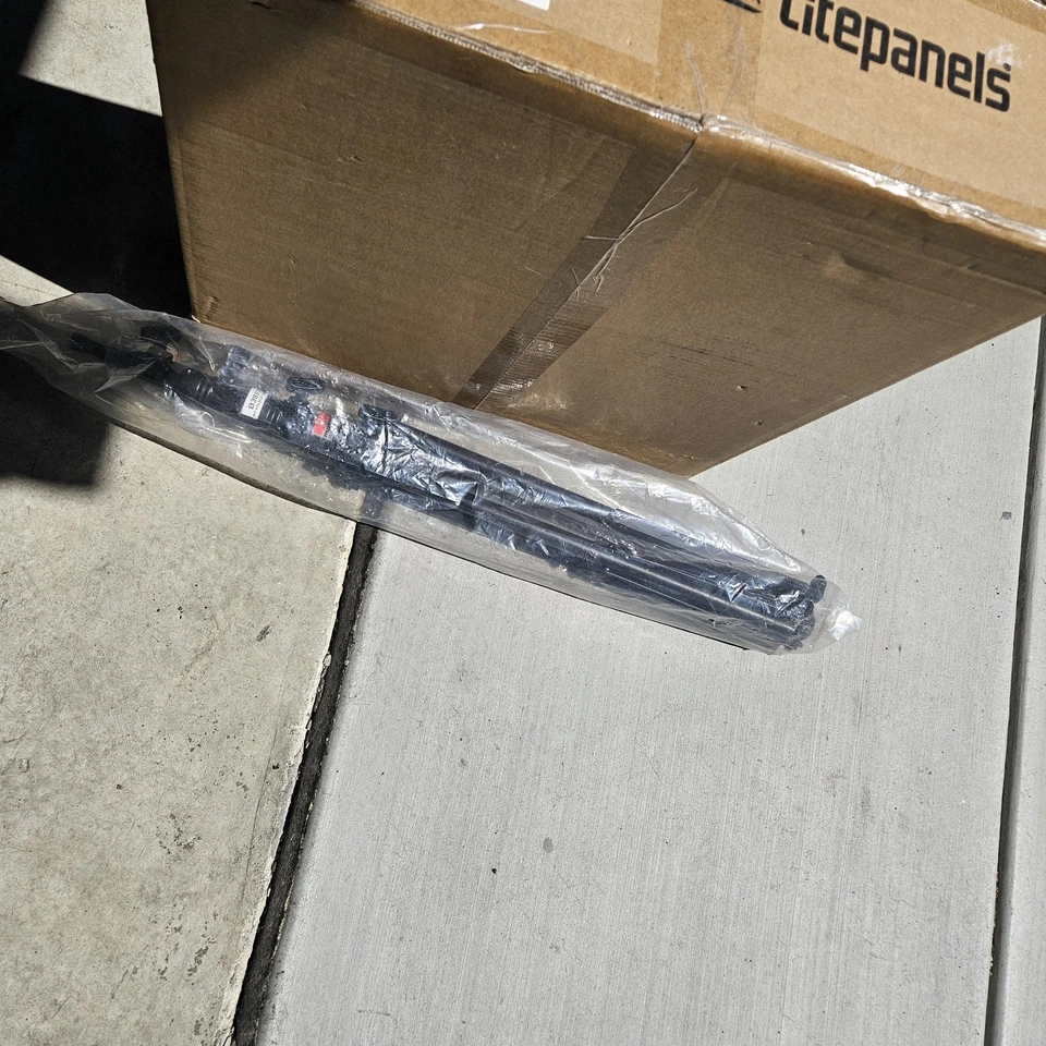 Litepanels Astra Soft Bi-Color Next Generation LED Light Panel - SKU#1933116 - Image 2 of 4