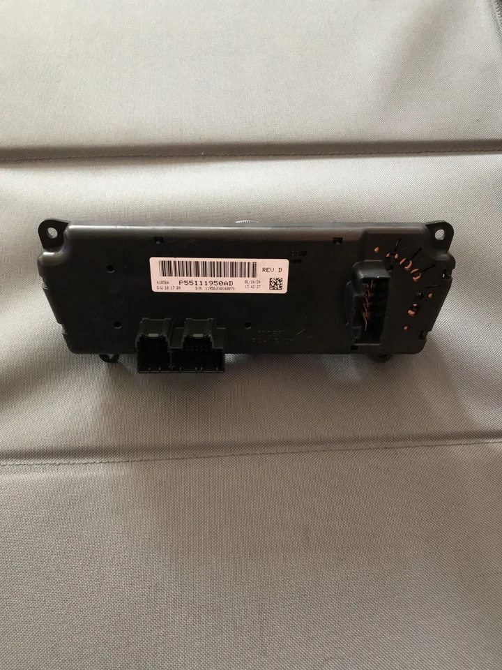 09-11 DODGE JOURNEY UNIDAD DE CONTROL DE AIRE ACONDICIONADO Y CALOR / INTERRUPTOR MOPAR  Foto 2 de 4