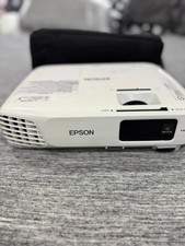 Epson EX3220 3LCD Projector Portable 3000 ANSI Home Theatre 1080p HDMI