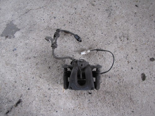BMW 1er E81 E87 LCI Bremssattel mit Bremsträger vorne links 54/22 6774681