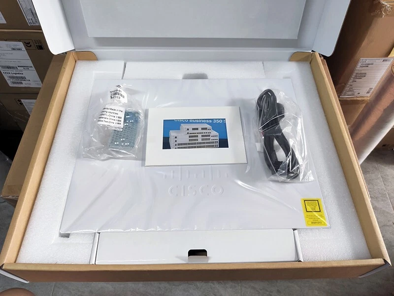 CBS350-48P-4X-EU Cisco Business 350 Series 48x10/100/1000 ports PoE+ 370W CLEAN - Image 3 of 4