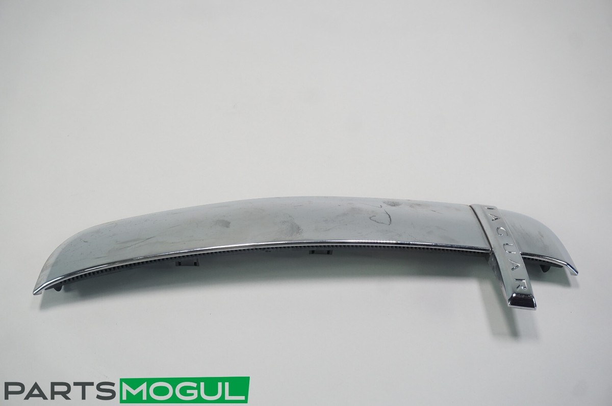 08-09 Jaguar XJ8 X358 Front Left Driver Side Fender Vent Finisher