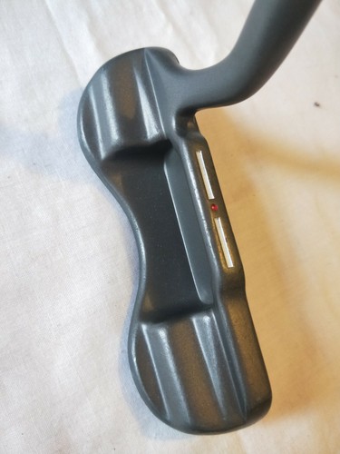 Dunlop international putter. Right hand. Very Good Condition. 35 inch. VIC3175 - Picture 3 of 11
