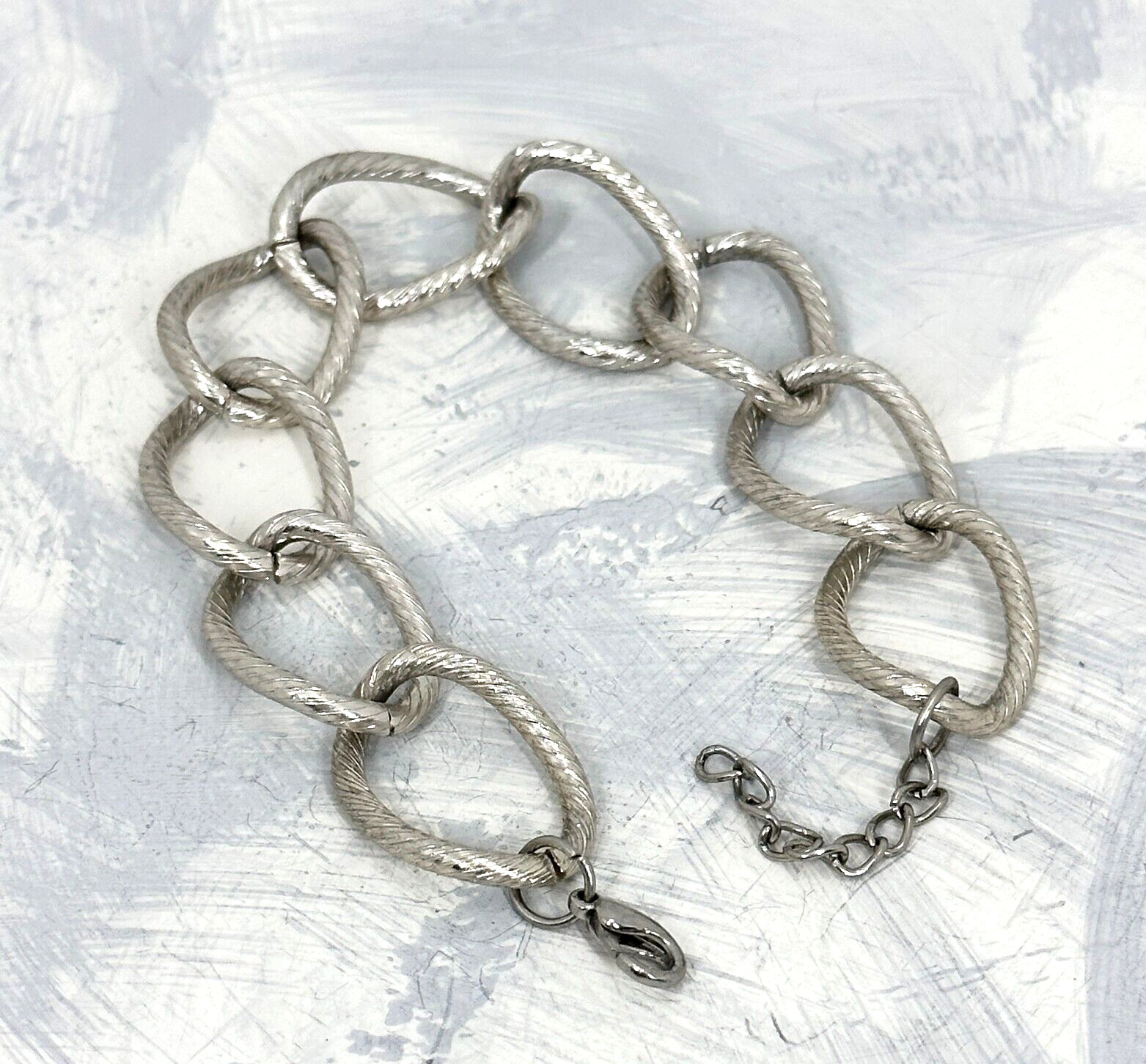 Bracelet Chunky Silver Tone Interlocking Textured… - image 5
