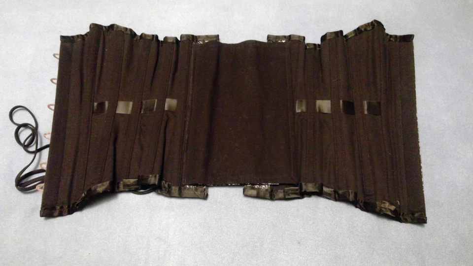 Corsé victoriano gótico brocado plateado deshuesado acero busto completo 28 a 22 pulgadas Foto 4 de 4