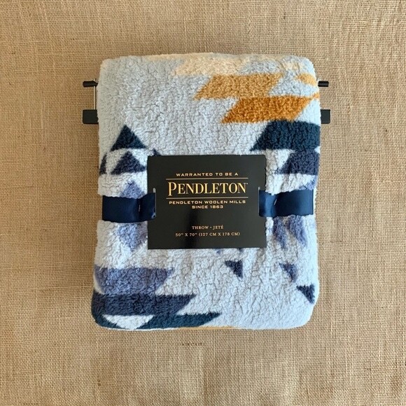  peak Pendleton ウールブランケット s-l1200.jpg