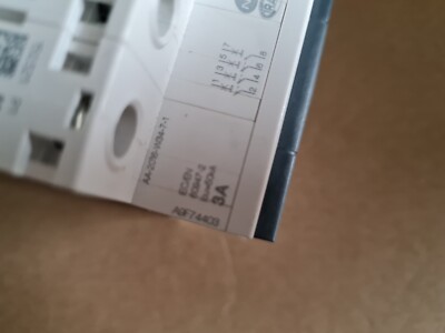 Disjoncteur SCHNEIDER ELECTRIC IC60N/H/L 4P - 3A, 4A, 6A - Occasion Proche Du Neuf