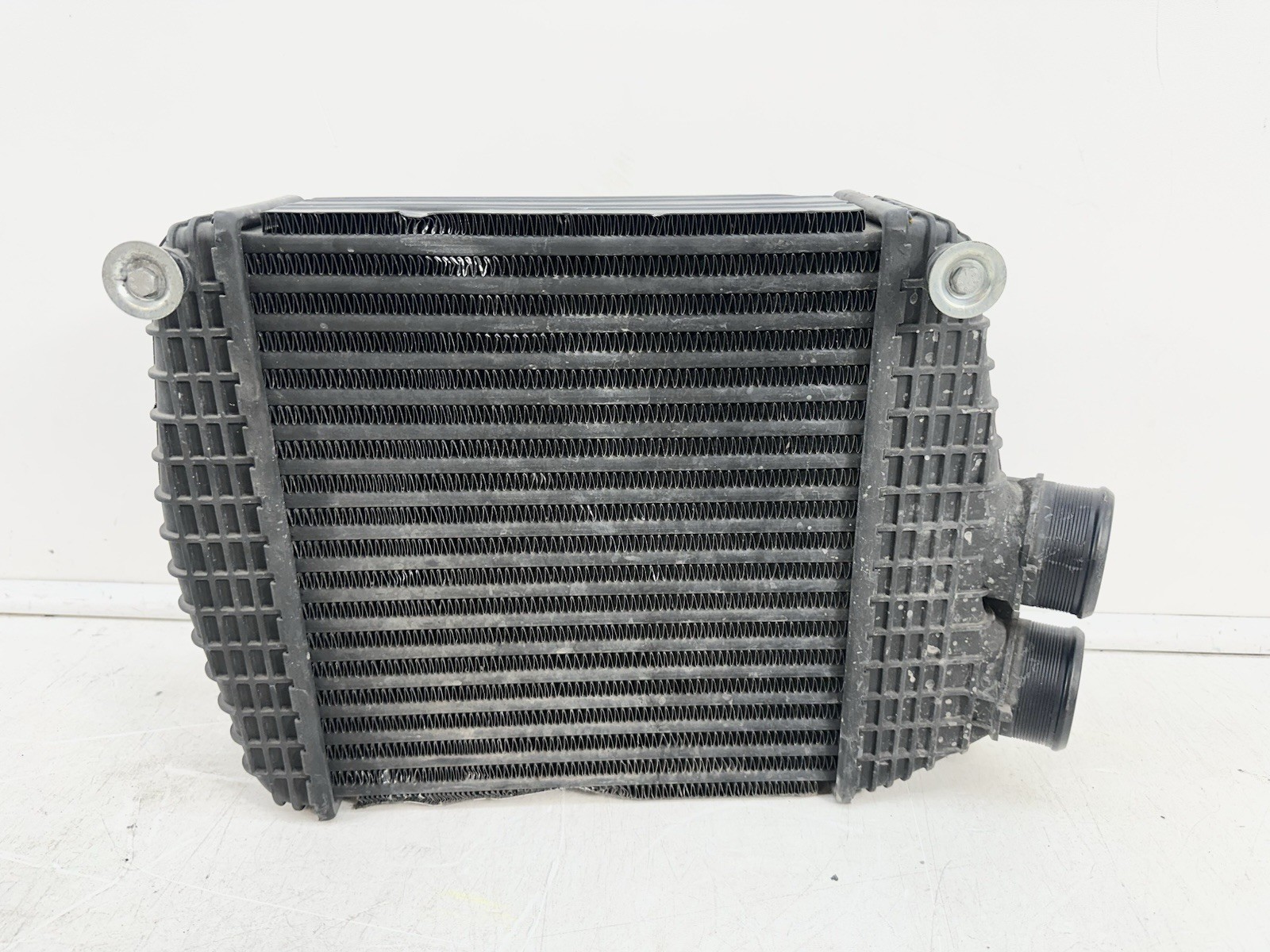 14-24 Maserati Levante M161 Ghibli S Q4 Left Side Turbocharger Intercooler OEM