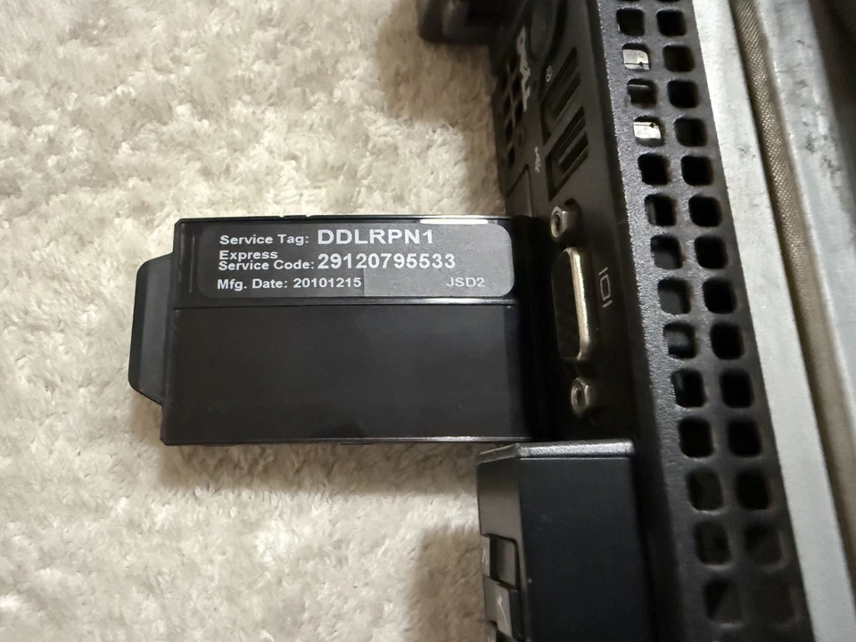 Dell PowerEdge R610 | 2x: Xeon X5690 6C/12T @ 3.46GHz | 64 GB RAM | 2x: 1TB HDD - Image 3 of 4