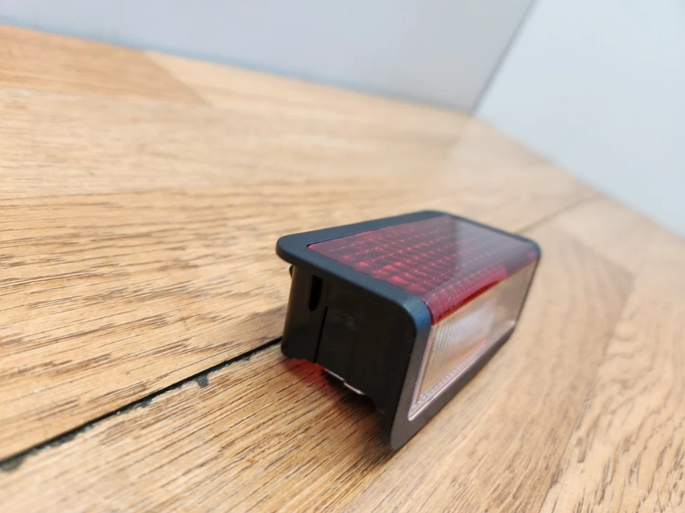 ✅ 12-18 OEM BMW F02 F06 F12 F13 640 650 M6 задняя крышка багажника люк лампа - Изображение 3 из 4