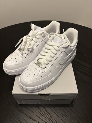 Size 7 - Nike Air Force 1 '07 White W