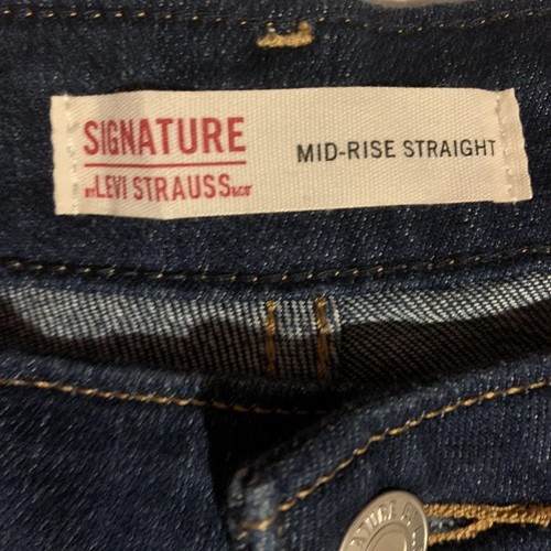 SIGNATURE Levi Strauss Jeans 14S 32x30 Blue Women's Mid Rise Straight - Picture 3 of 13