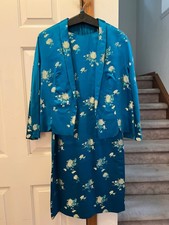 Vintage embroidered silk Asian Dress  Jacket circa 1950s. Handmade in Hong Kong