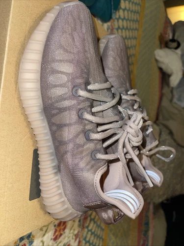 Taglia 4.5 Adidas Yeezy Boost 350 V2 Mono Mist GW2871