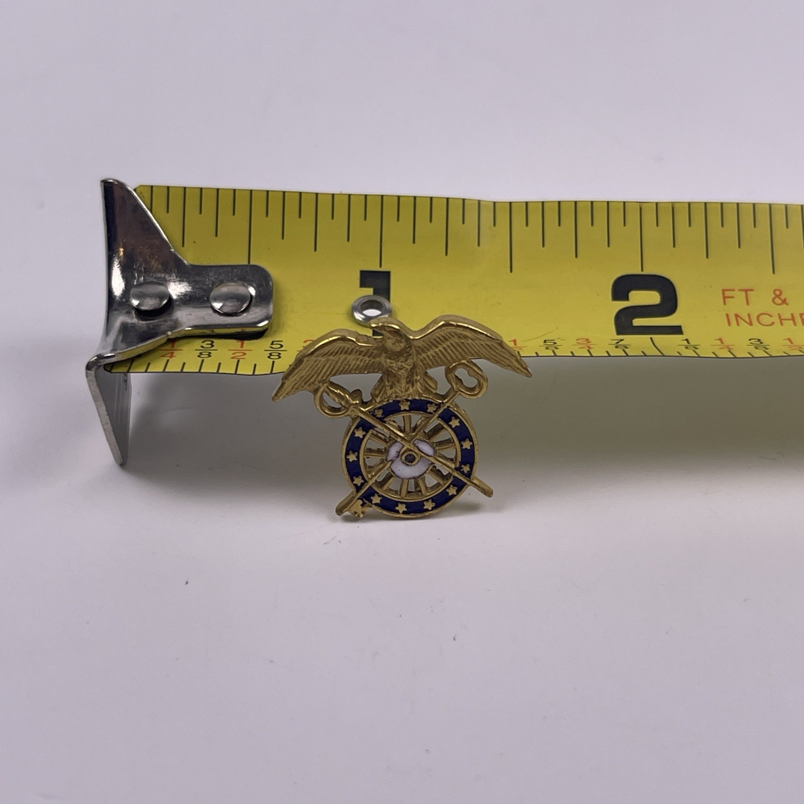 U.S. Military Army Quartermaster Officer Insignia Collar Device Pin Clutch Utica