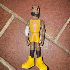 Funko Pop! Figura Vinilo Oro NBA LeBron James 5" Lakers Amarillo Jersey Rey (5q)