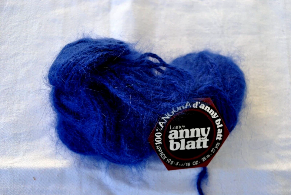 Anny Blatt 100 % Angora d´anny blatt Garn 20 Gr. Fb. 2052 Blau dunkles Royalblau - Bild 3 von 3