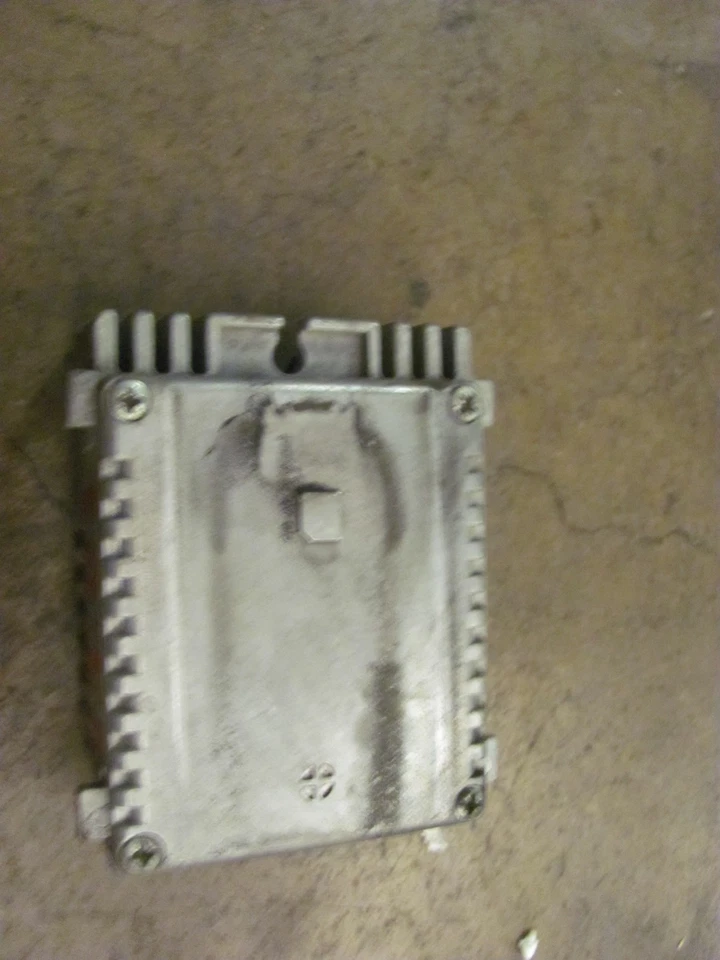 Relé ventilador refrigeración Jaguar 1999 2000 2001 2002 tipo S XR838C609AA Foto 2 de 3