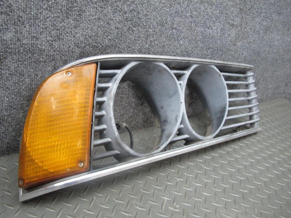 🥇83-87 BMW E24 SERIE 6 JUEGO DE 2 FAROS DELANTEROS IZQUIERDO Y DERECHO MOLDURA REJILLA OEM Foto 4 de 4