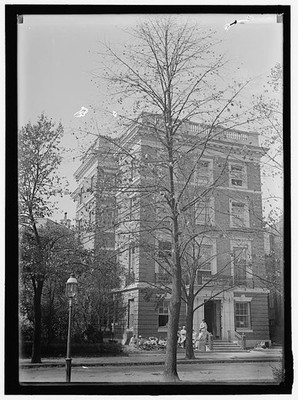 Photo:William F. Hitt Residence,Unidentified Location,1914,Harris & Ewing
