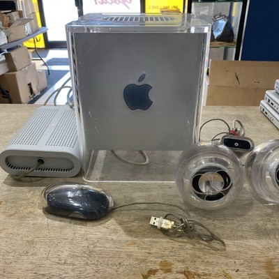 Apple Power Mac G4 Cube Complete With Monitor, Pro Mouse, Speakers, Power Supply
