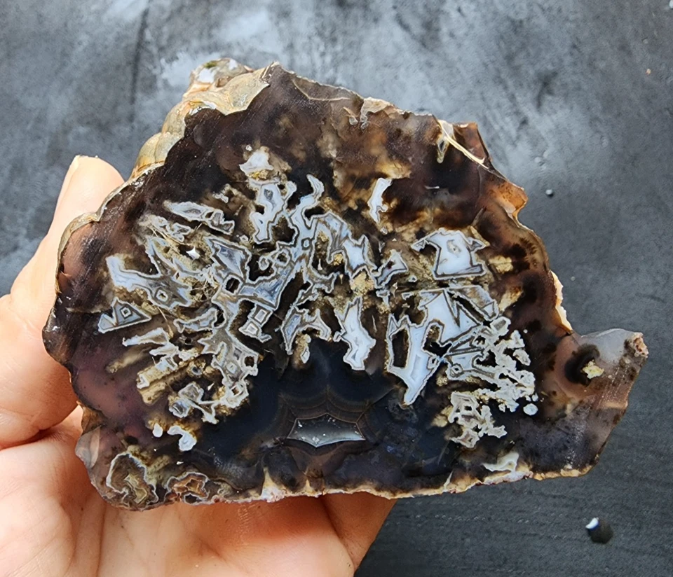 18.8 oz (533 gr) Grape Agate, Bubble Agate, Pseudomorph Agate, Botryoidal Agate - Image 3 of 4