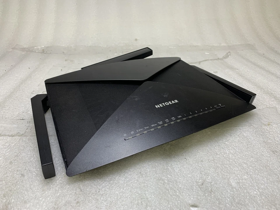 NETGEAR R9000 Nighthawk X10 AD7200 Wi-Fi Router TESTED/ NO POWER CORD - Image 2 of 4