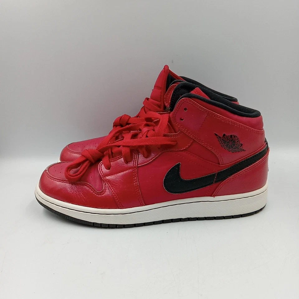 Zapatillas Nike Air Jordan 1 RETRO 2014 MID en ROJO GIMNASIO - Juveniles - Talla 7 EE. UU....202 Foto 4 de 4