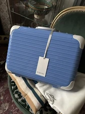 New 2025 RIMOWA Holiday Suitcase Limited Edition 2025 Sold Out