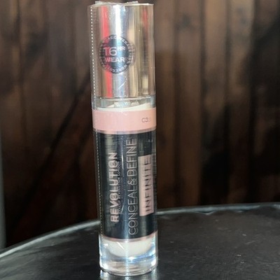 REVOLUTION Conceal & Define XL Infinite Longwear Concealer C3, 9ml