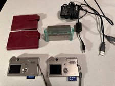 2 Casio EXILIM EX-S2 2.0MP Digital Camera - Batteries and Charging Dock