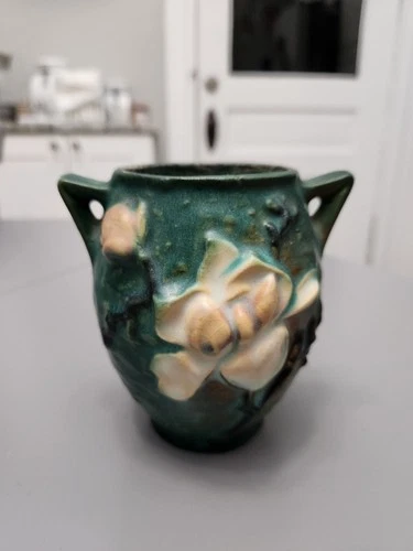 Roseville USA Pottery Vase #864 - Magnolia Flower - 4" Vase With Handles