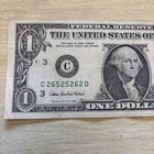 Trinary Fancy Serial Number,  One Dollar Bill  C 26525262 D  2006 — photo 3