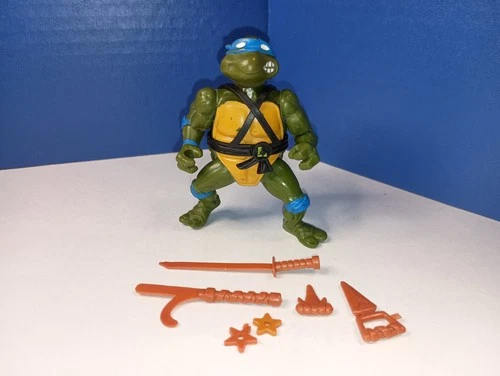 Vintage 1988 Teenage Mutant Ninja Turtles Figure TMNT Leonardo Leo Playmates