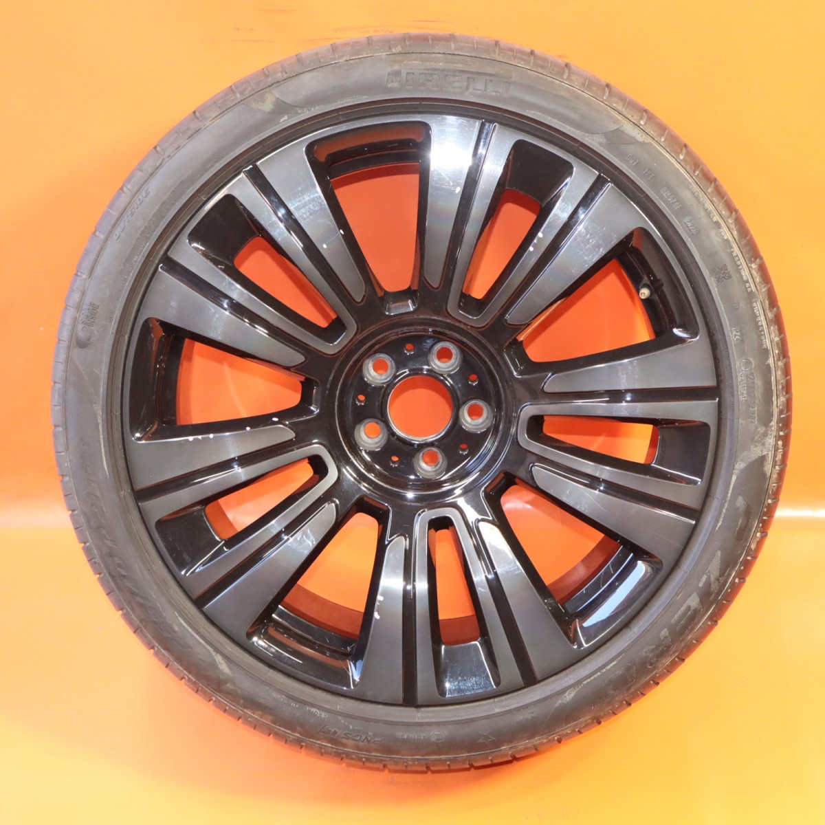 Rolls-Royce Ghost Black Badge 2021-2024 Front Wheel P/N 36116891947