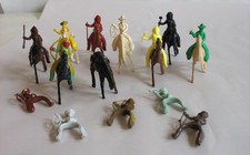 Vintage Lot of 22 pieces Cowboy  Indians  Horses Lido USA Western Toys