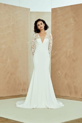 NEW NOUVELLE AMSALE Julianna Lace & Crepe Trumpet WEDDING GOWN SIZE 14  $2295 | eBay