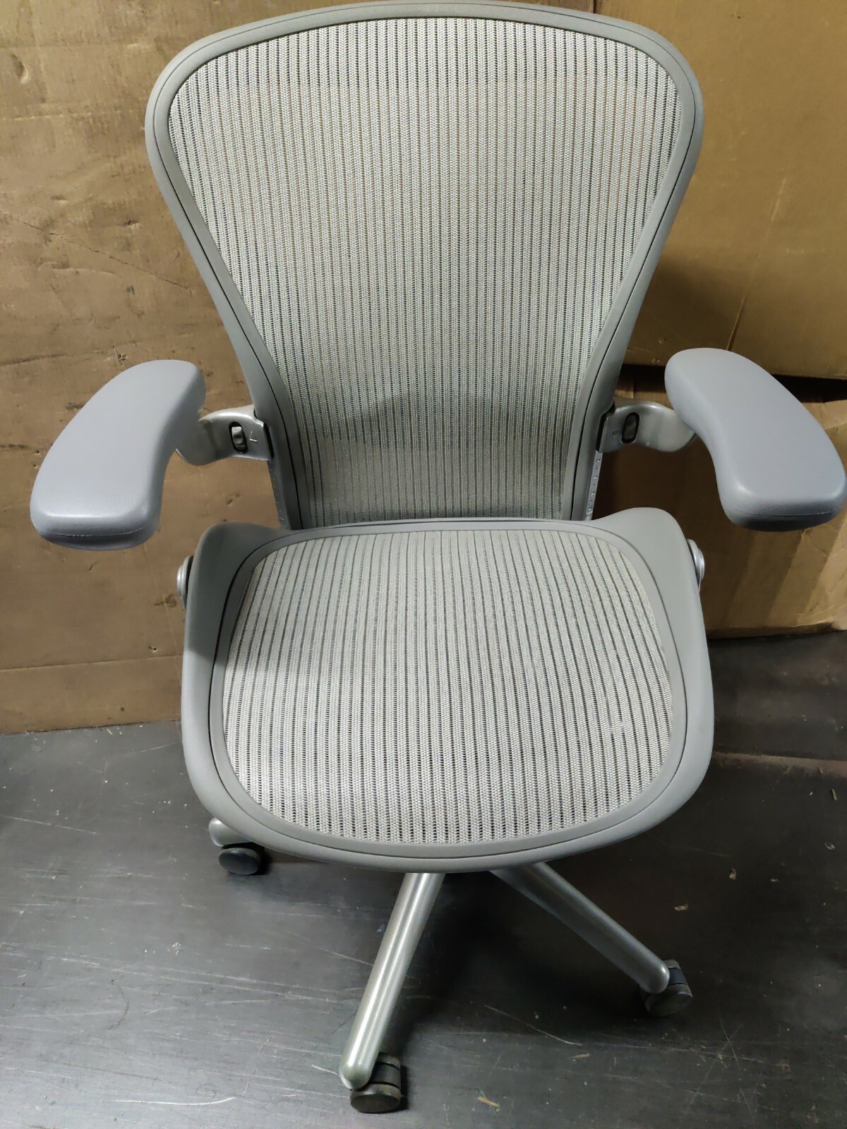 Jacksonville Mall Herman Miller Aeron Mesh Office Desk Chair Large Size