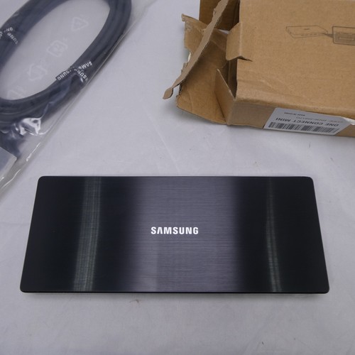 Mini caja Samsung One Connect BN96-35817G - negra con cable UN40JU7100FXZA nueva - Imagen 3 de 12