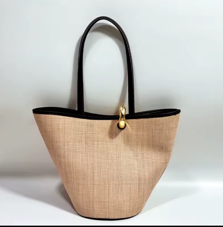 Borsa Secchiello Stile Jacquemus